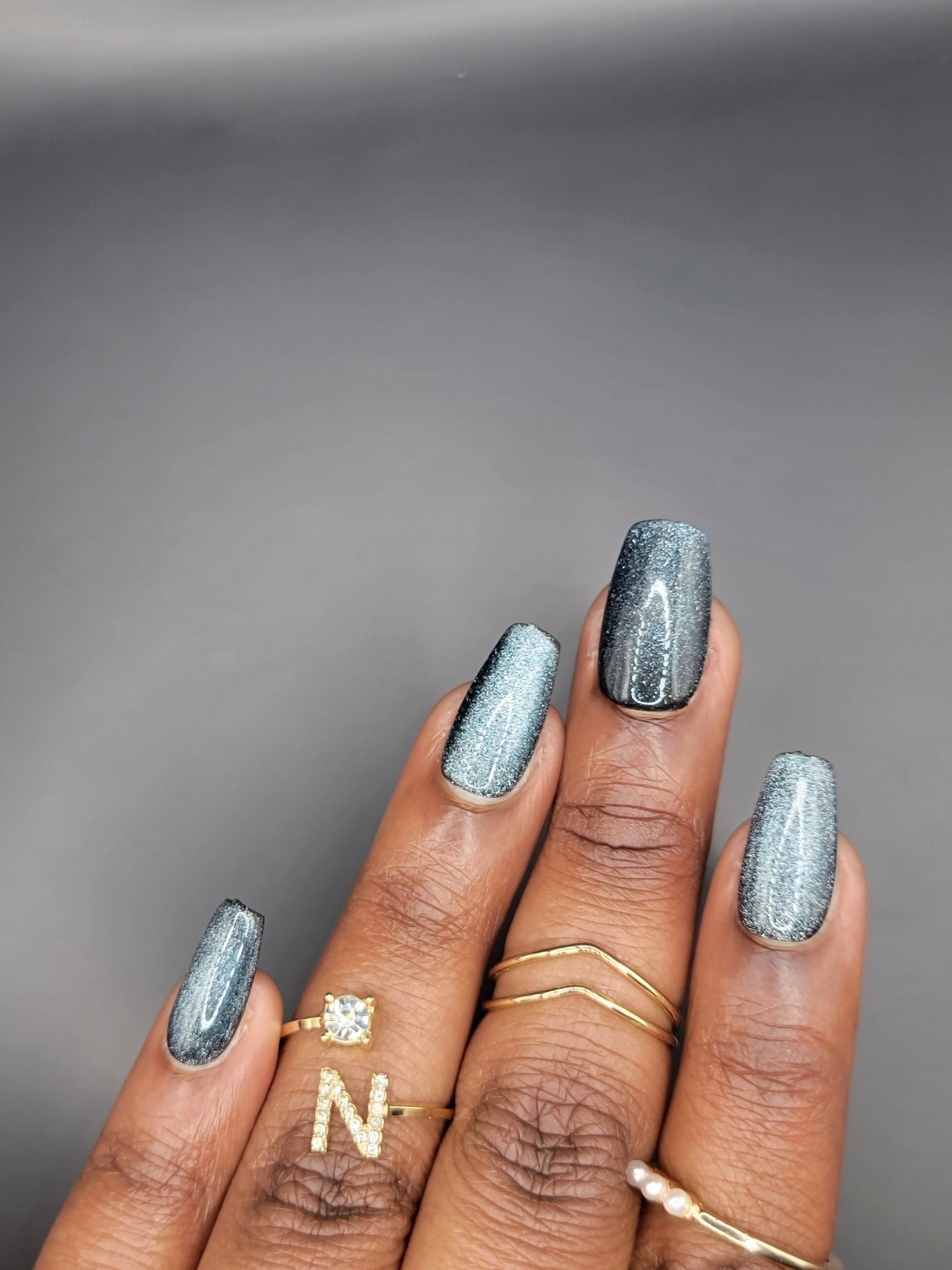 Bluish Glam Magnatized Nails